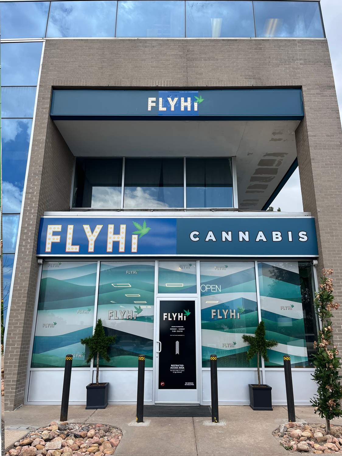 Flyhi Dispensary Aurora