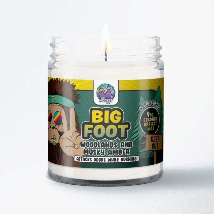 The Modest Co Big Foot Woodlands and Musky Amber Candle - Image 1
